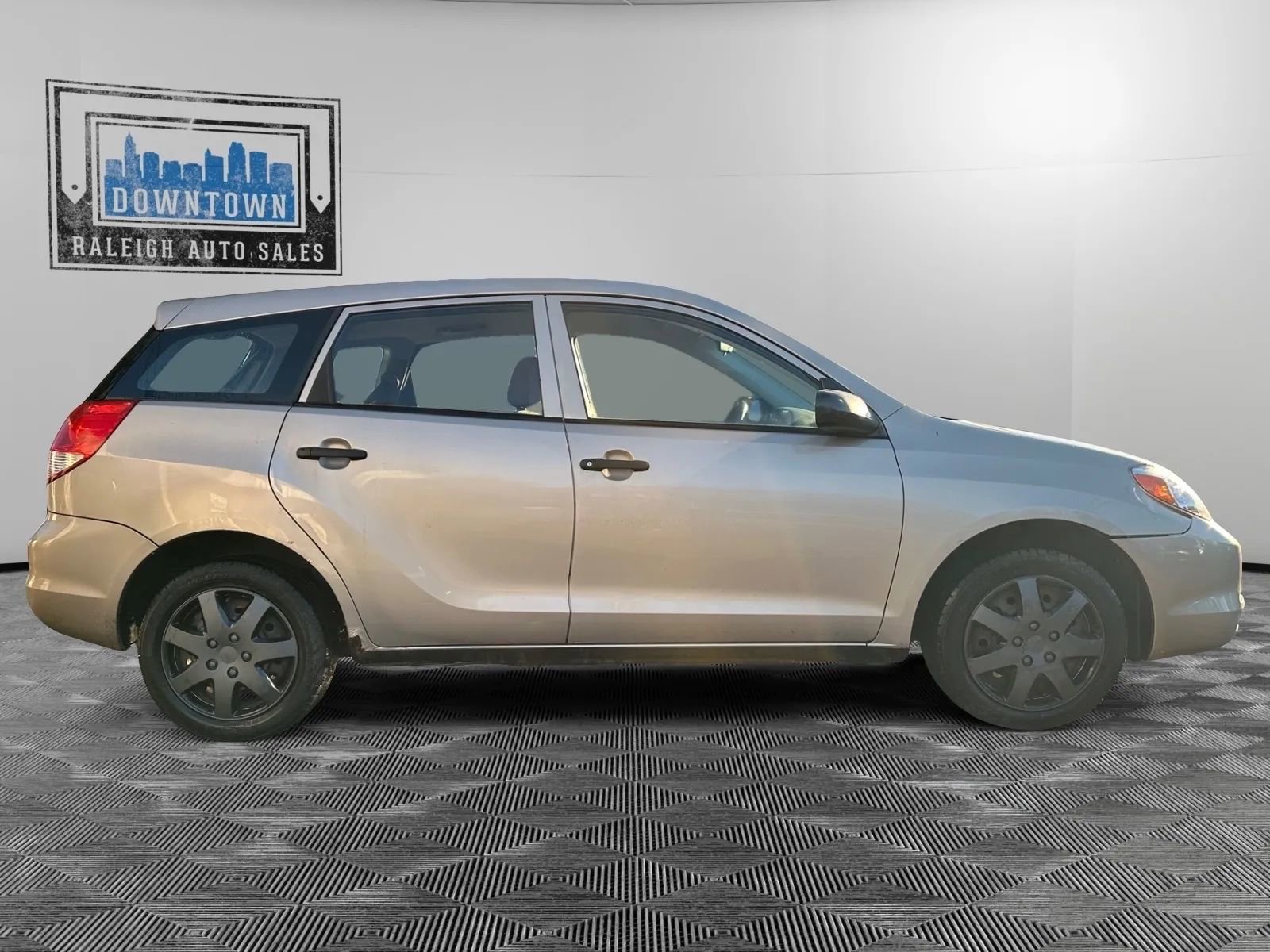 Used 2003 Toyota Matrix image 5