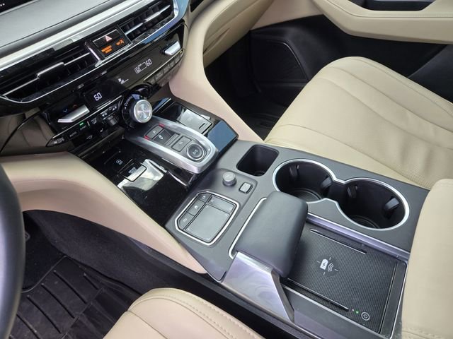 Used 2024 Acura MDX FWD w/ Technology Package image 18