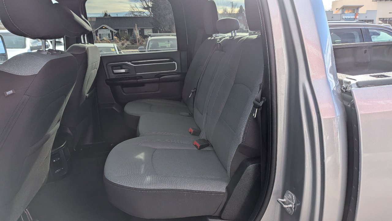 Used 2007 Saturn Vue AWD V6 w/ Red Line Pkg image 16