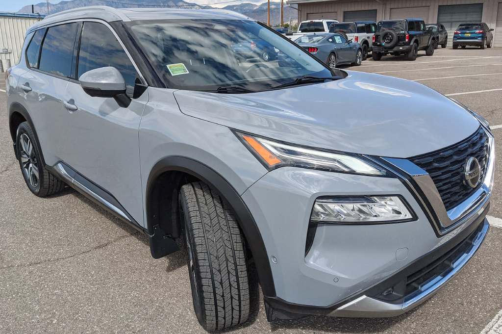 Used 2021 Nissan Rogue Platinum