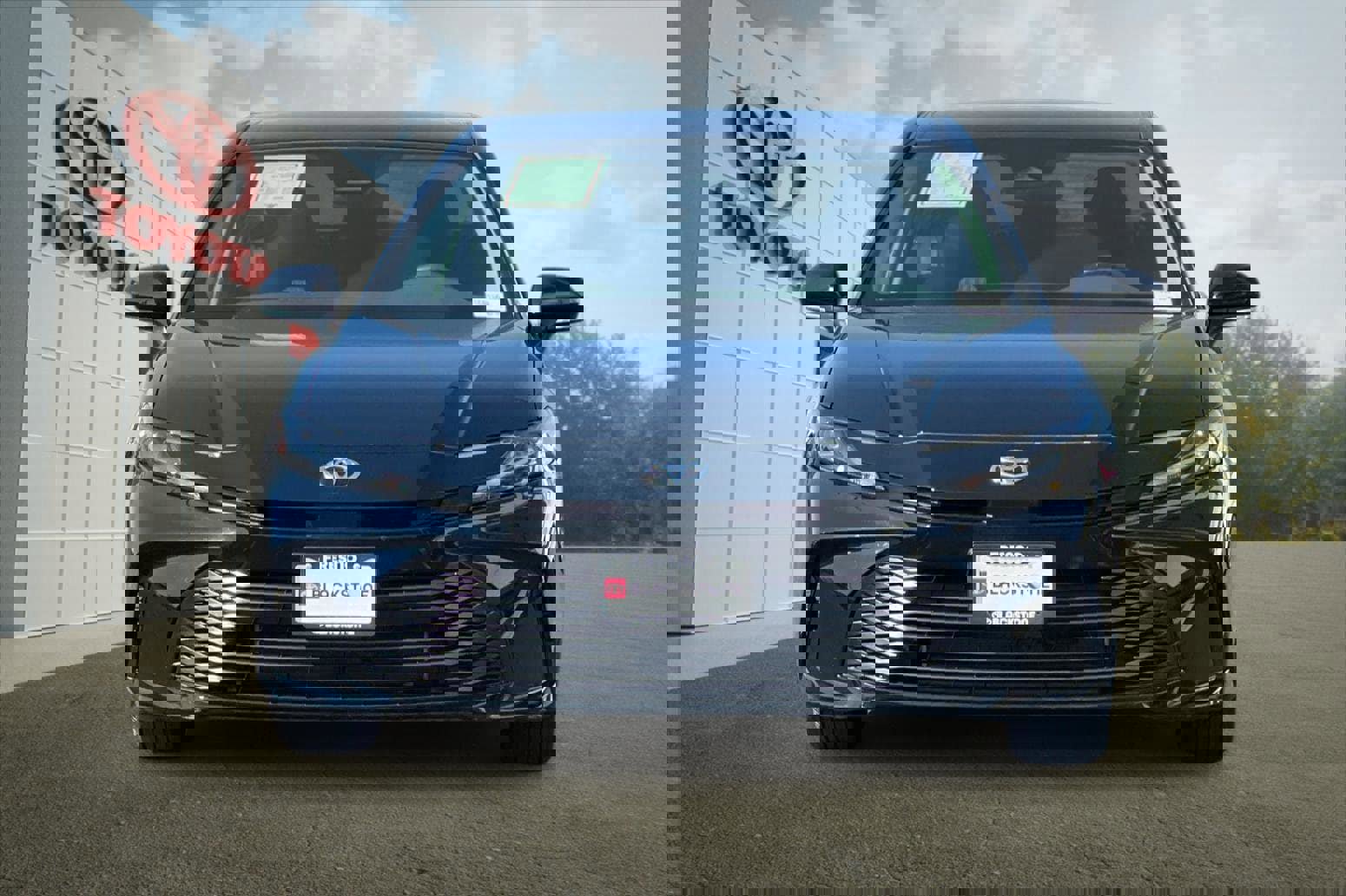 Certified 2025 Toyota Camry LE image 8