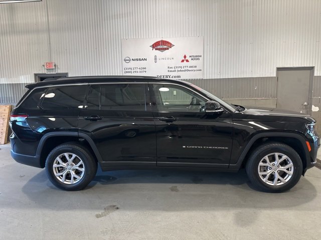 Used 2022 Jeep Grand Cherokee L Limited image 2