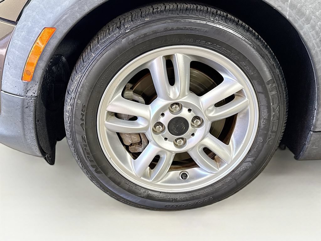 Used 2013 MINI Cooper Clubman FWD image 37