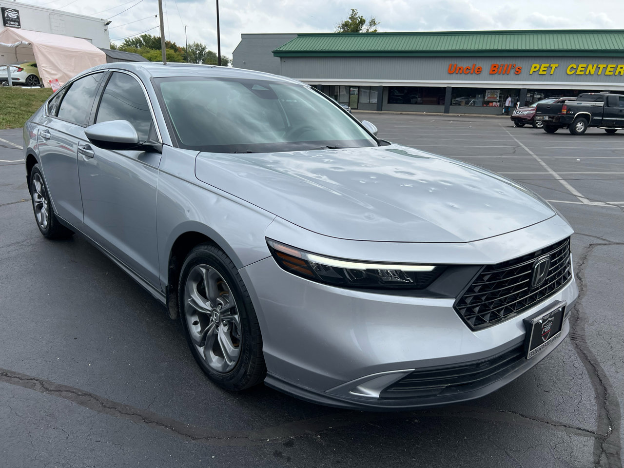 Used 2024 Honda Accord EX image 11