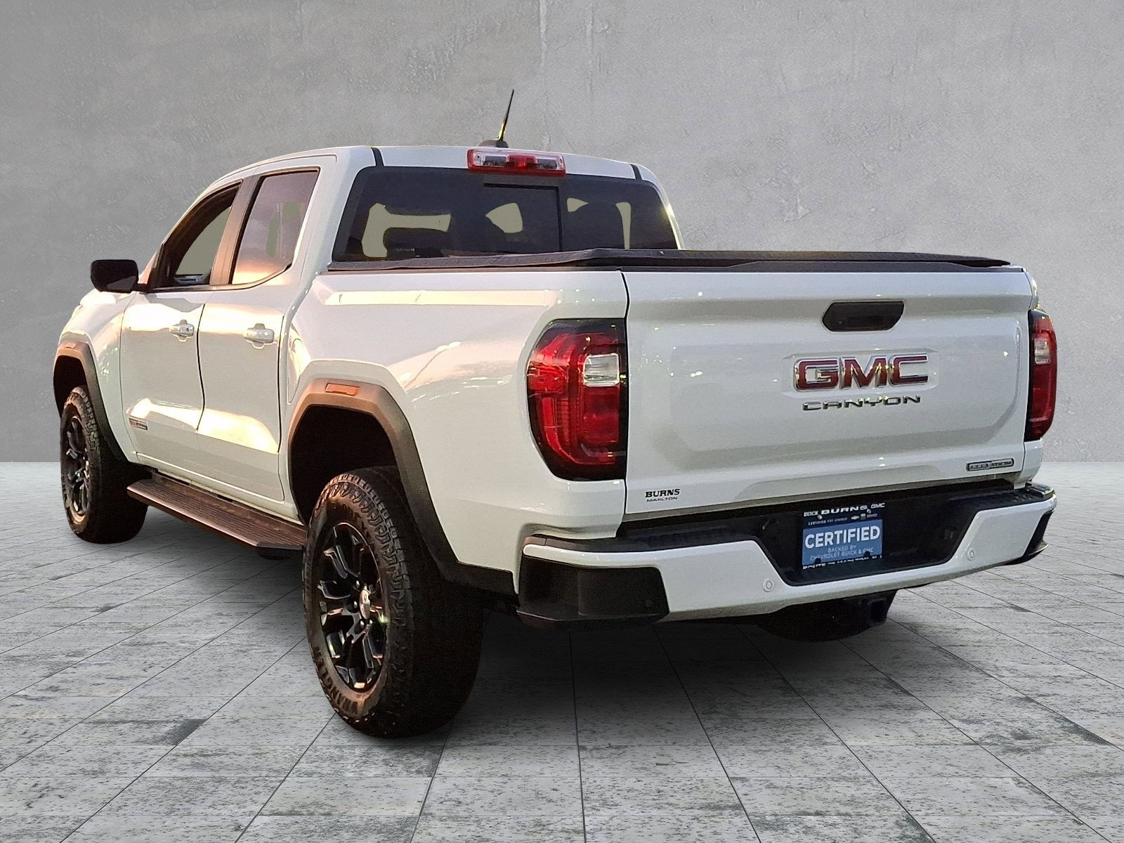 Certified 2024 GMC Canyon Elevation w/ Elevation Premium Package image 7