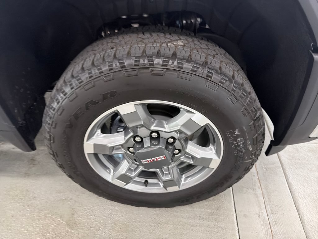 New 2026 GMC Sierra 2500 SLT AWD/4WD image 4