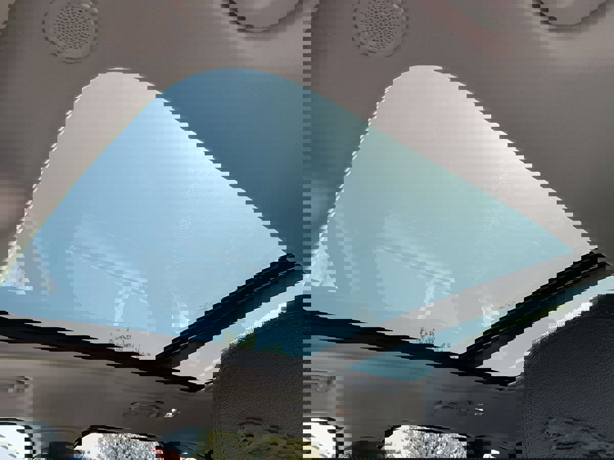 Used 2022 Jaguar F-PACE S image 26