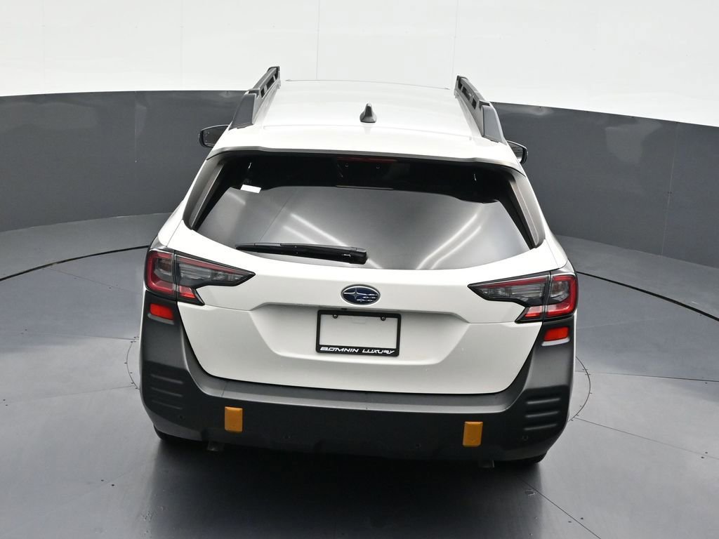 Used 2022 Subaru Outback Wilderness image 19