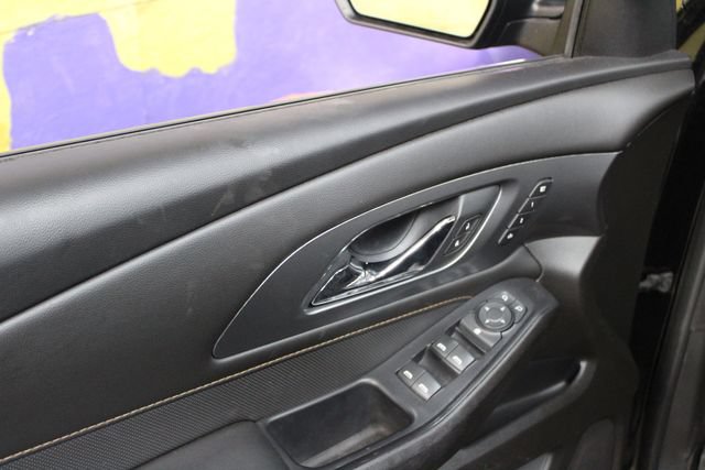 Used 2021 Chevrolet Traverse Premier w/ Redline Edition AWD/4WD image 13