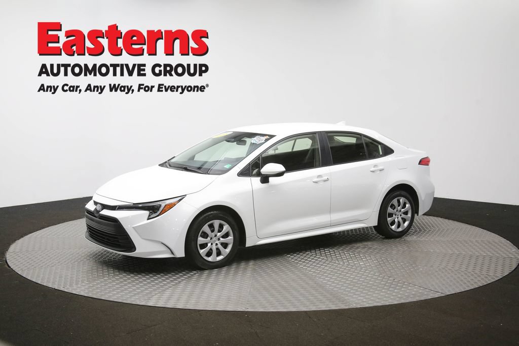 Used 2024 Toyota Corolla LE FWD image 56