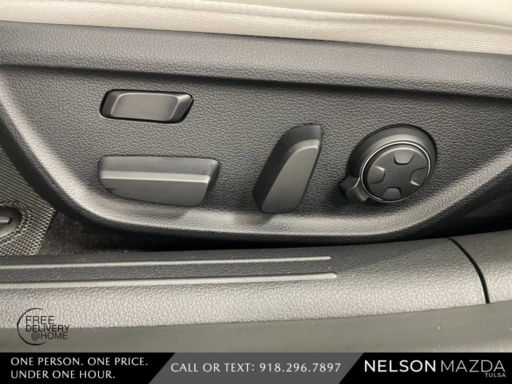 Used 2024 Genesis G70 3.3T Advanced w/ Sport Prestige Package image 23