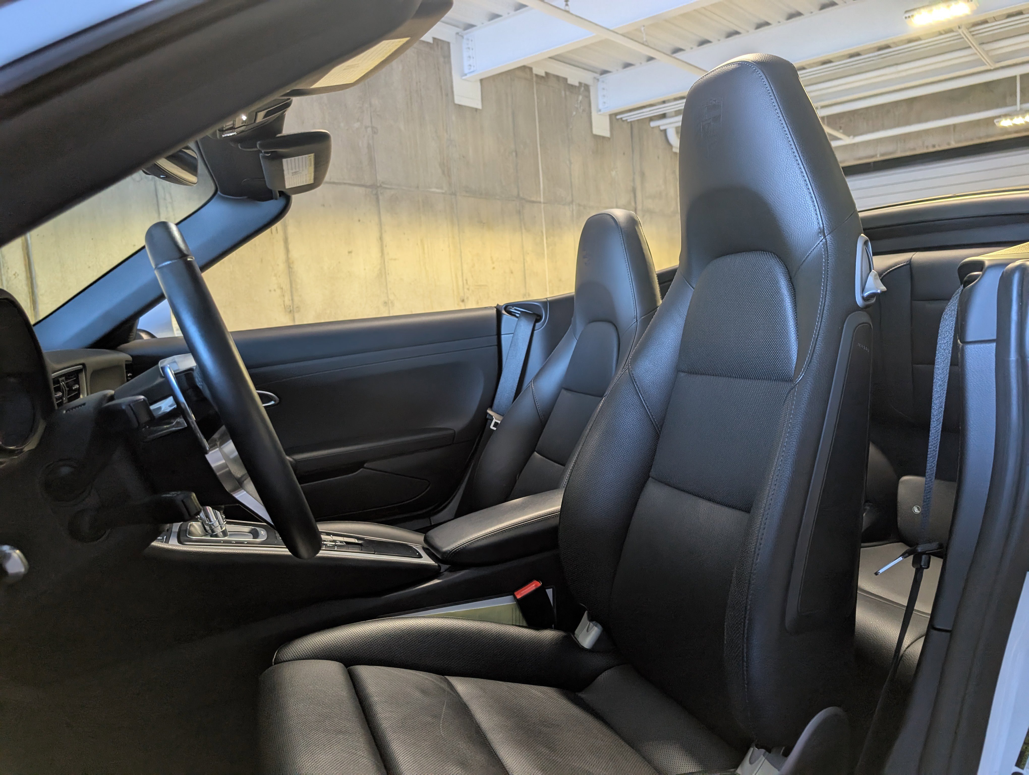 Used 2018 Porsche 911 Carrera 4S image 5