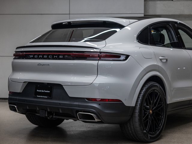 New 2026 Porsche Cayenne Coupe image 21