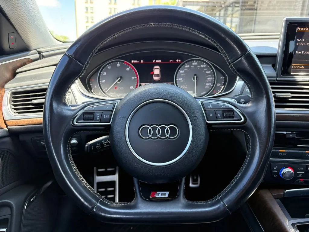 Used 2016 Audi S6 Prestige w/ Prestige Package AWD/4WD image 17