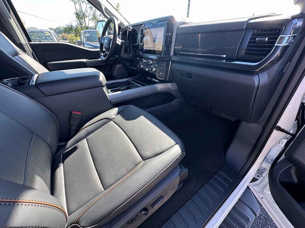 New 2027 Ford F250 Lariat w/ Black Appearance Package AWD/4WD image 26