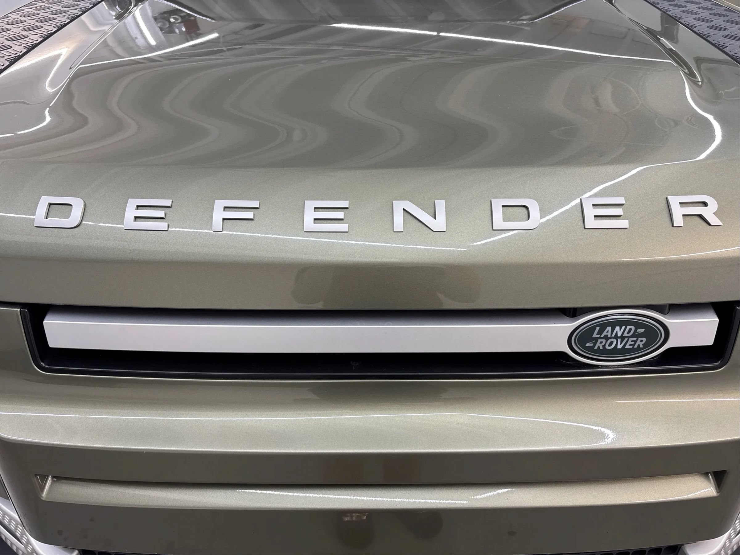 Used 2020 Land Rover Defender 110 AWD/4WD image 34