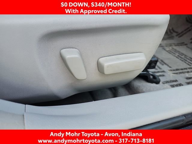 Used 2017 Toyota Camry XLE FWD image 35