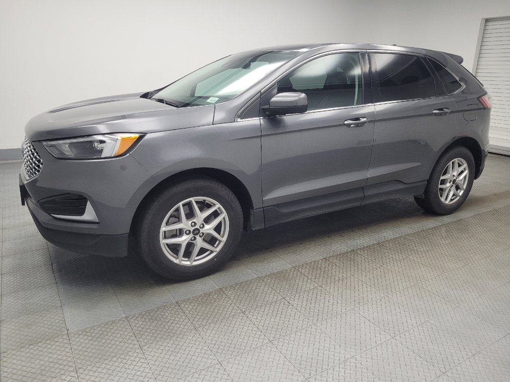Used 2023 Ford Edge SEL image 2