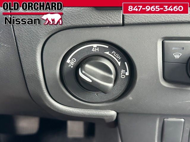 Used 2025 Nissan Frontier PRO-4X AWD/4WD image 19