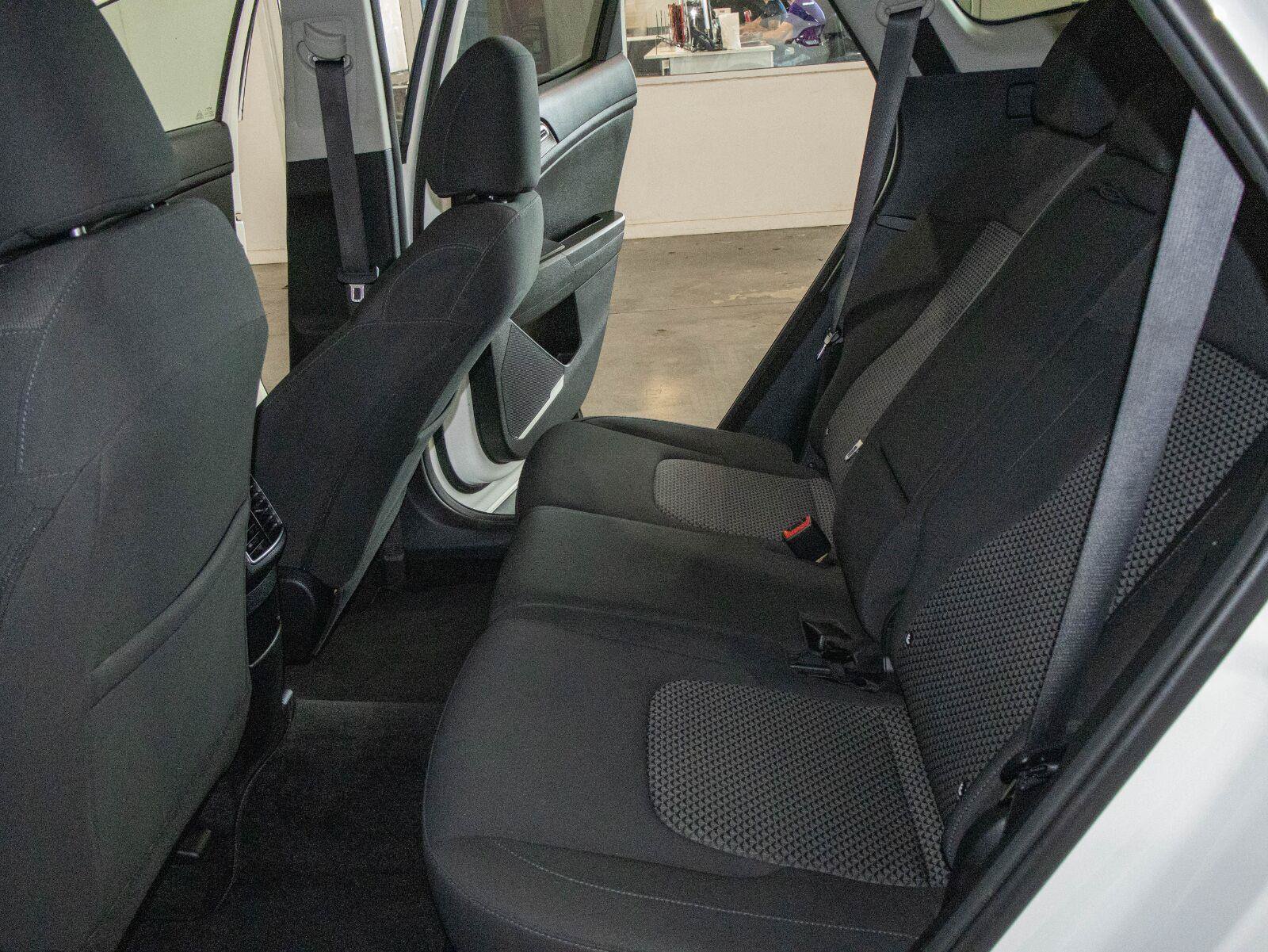 Used 2023 Kia Sportage LX FWD image 13