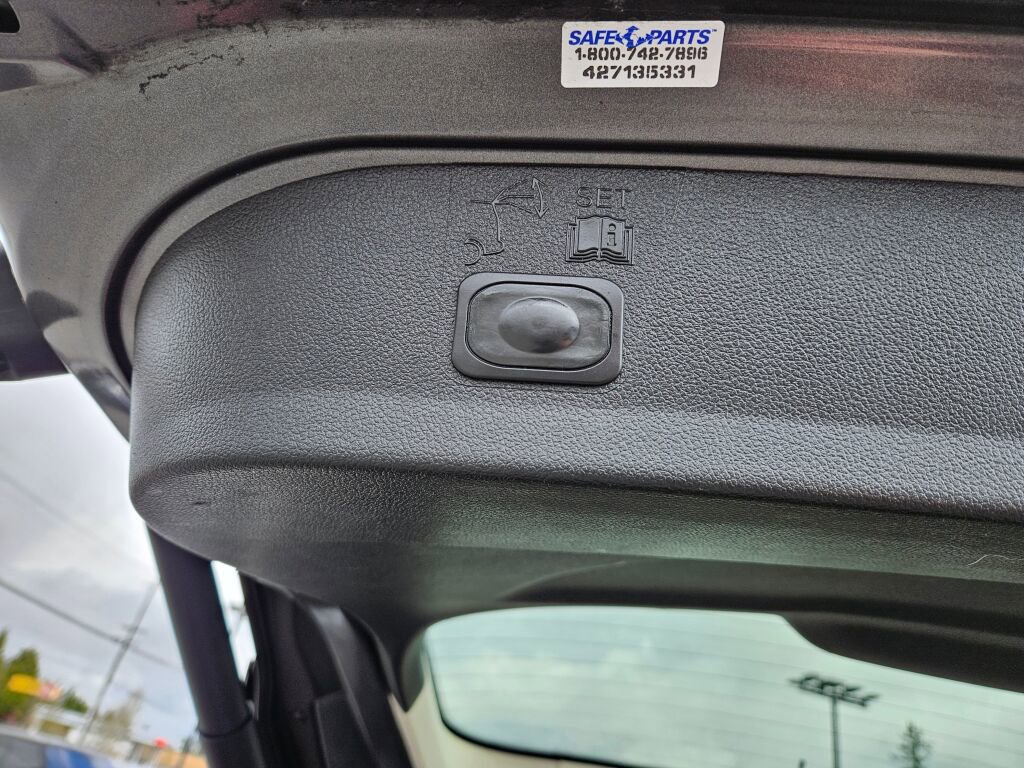 Used 2013 Ford Escape Titanium w/ Parking Technology Pkg image 19