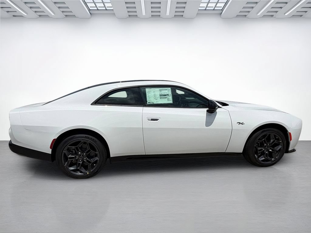 New 2026 Dodge Charger R/T w/ Blacktop Package AWD/4WD image 2
