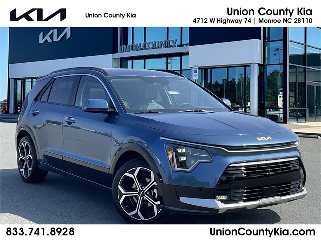 New 2025 Kia Niro SX Touring