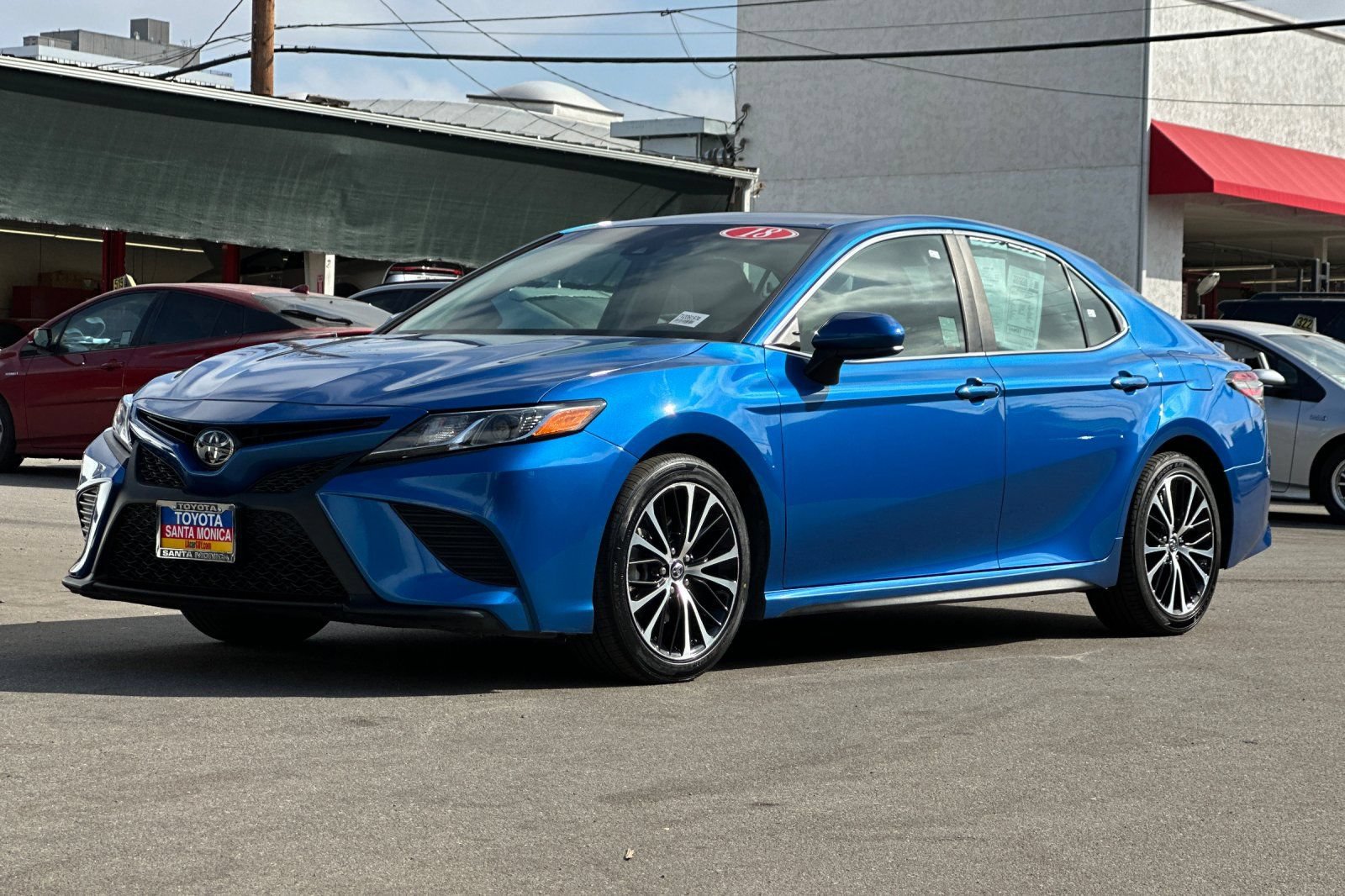 Used 2018 Toyota Camry SE FWD image 8