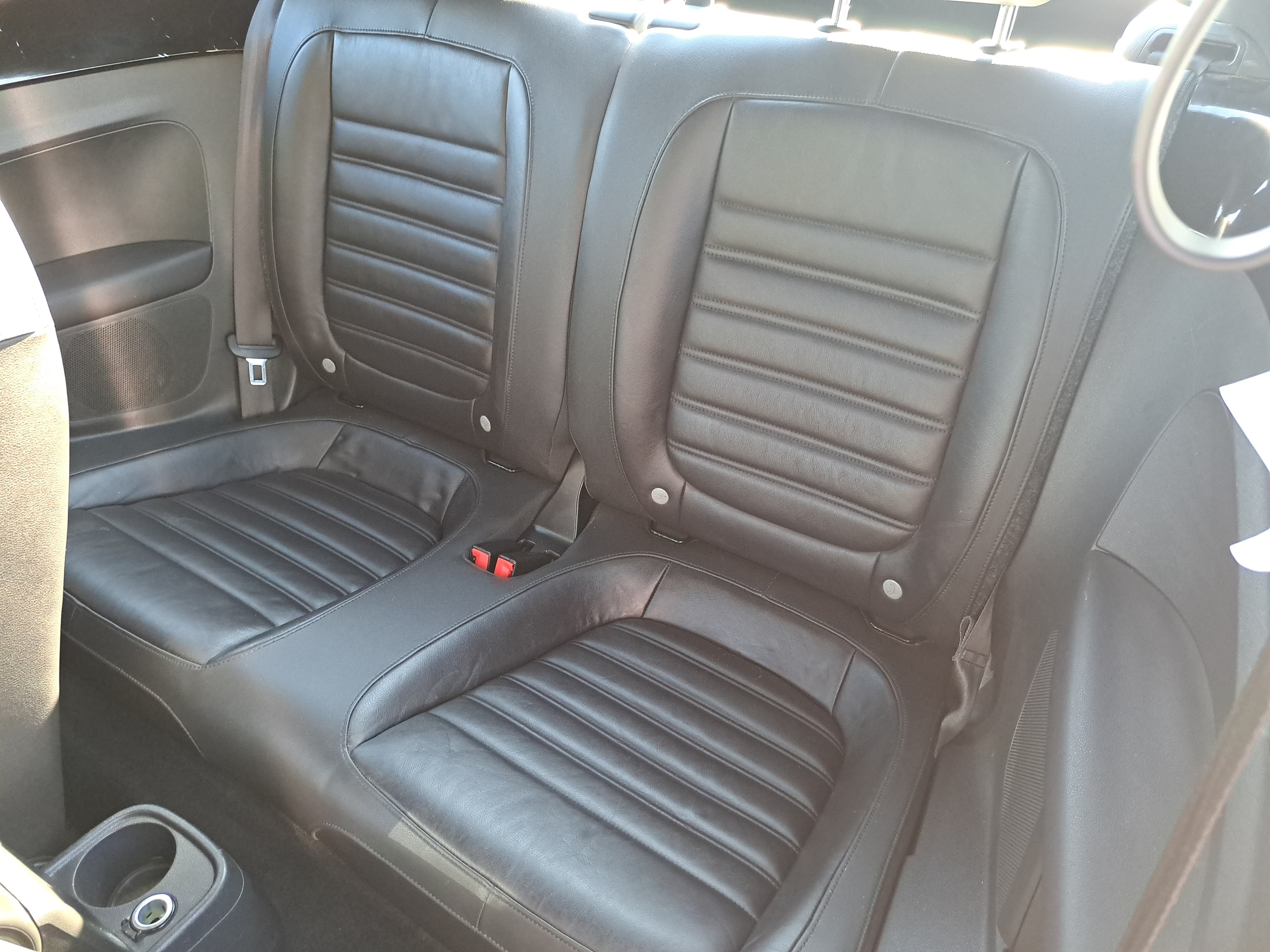 Used 2012 Volkswagen Beetle 2.0T FWD image 13
