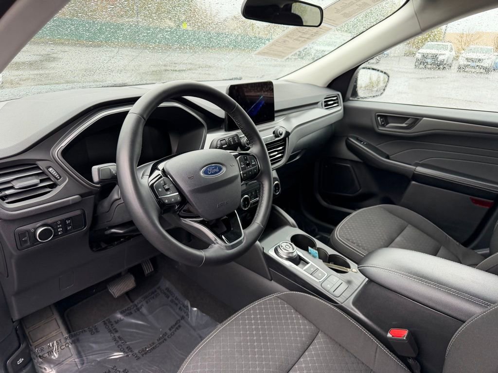 Used 2024 Ford Escape Active image 16