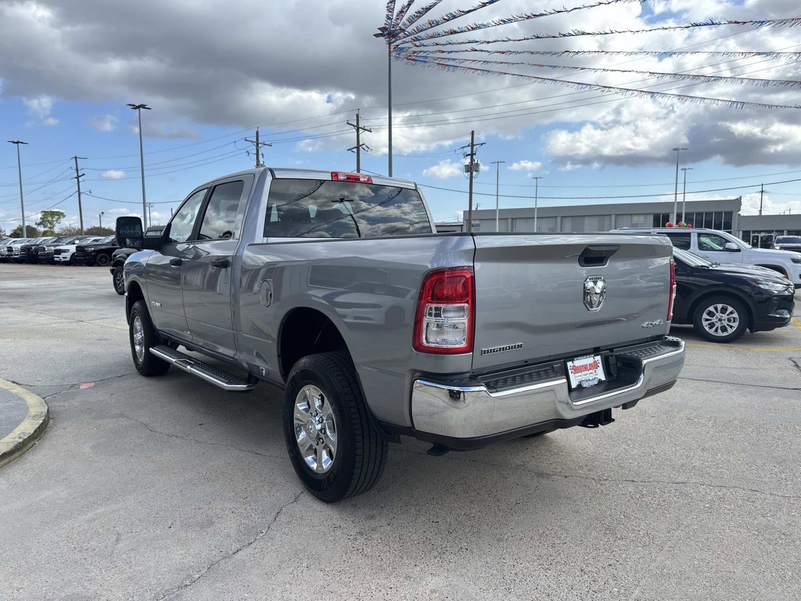 Used 2024 RAM 2500 Big Horn w/ Bed Utility Group image 5
