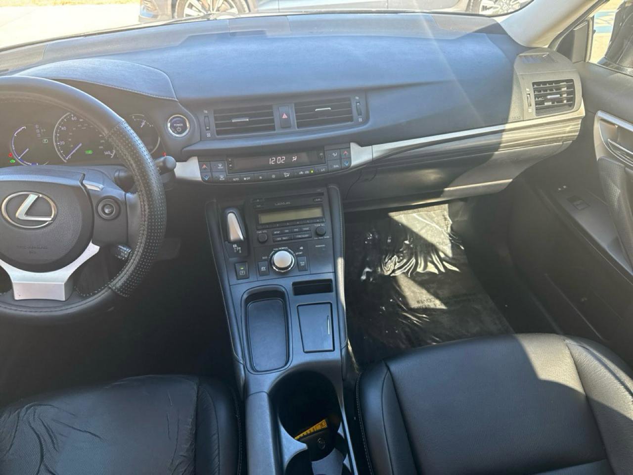 Used 2014 Lexus CT 200h image 26