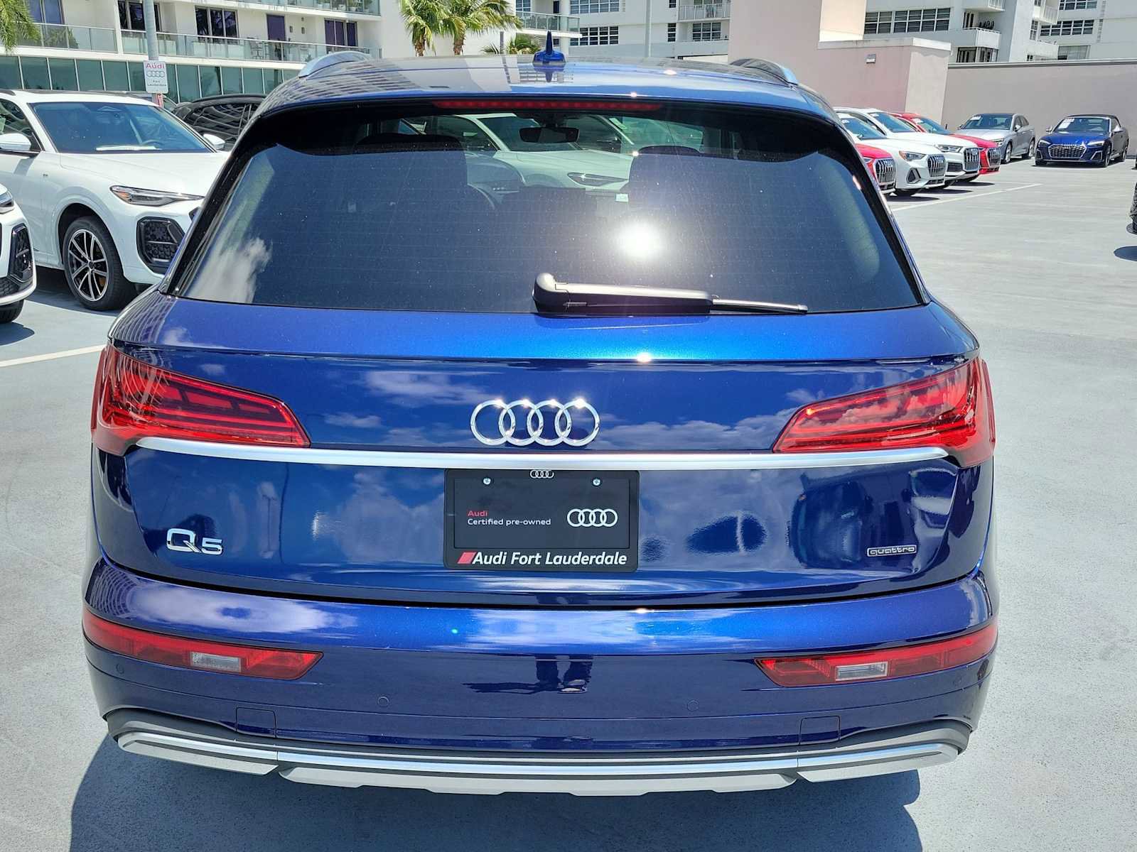 Certified 2024 Audi Q5 2.0T Premium w/ Convenience Package AWD/4WD image 5