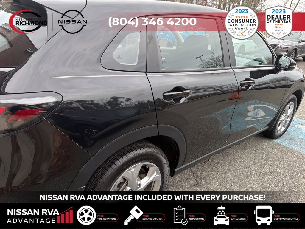 Used 2025 Honda HR-V LX image 4