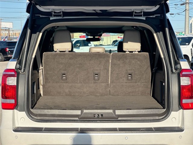 Certified 2018 Ford Expedition Max XLT w/ Equipment Group 202A image 25