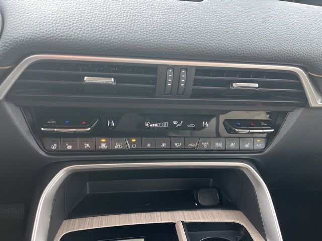 New 2026 MAZDA CX-90 Plug-In Hybrid w/ Preferred image 22