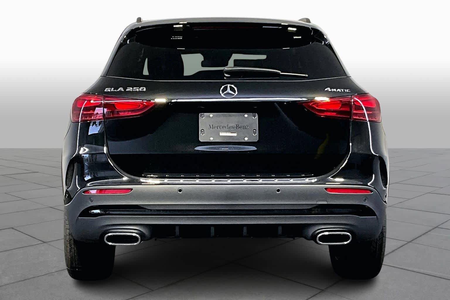 New 2026 Mercedes-Benz GLA 250 4MATIC image 4