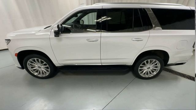 Certified 2023 Cadillac Escalade Premium Luxury image 5