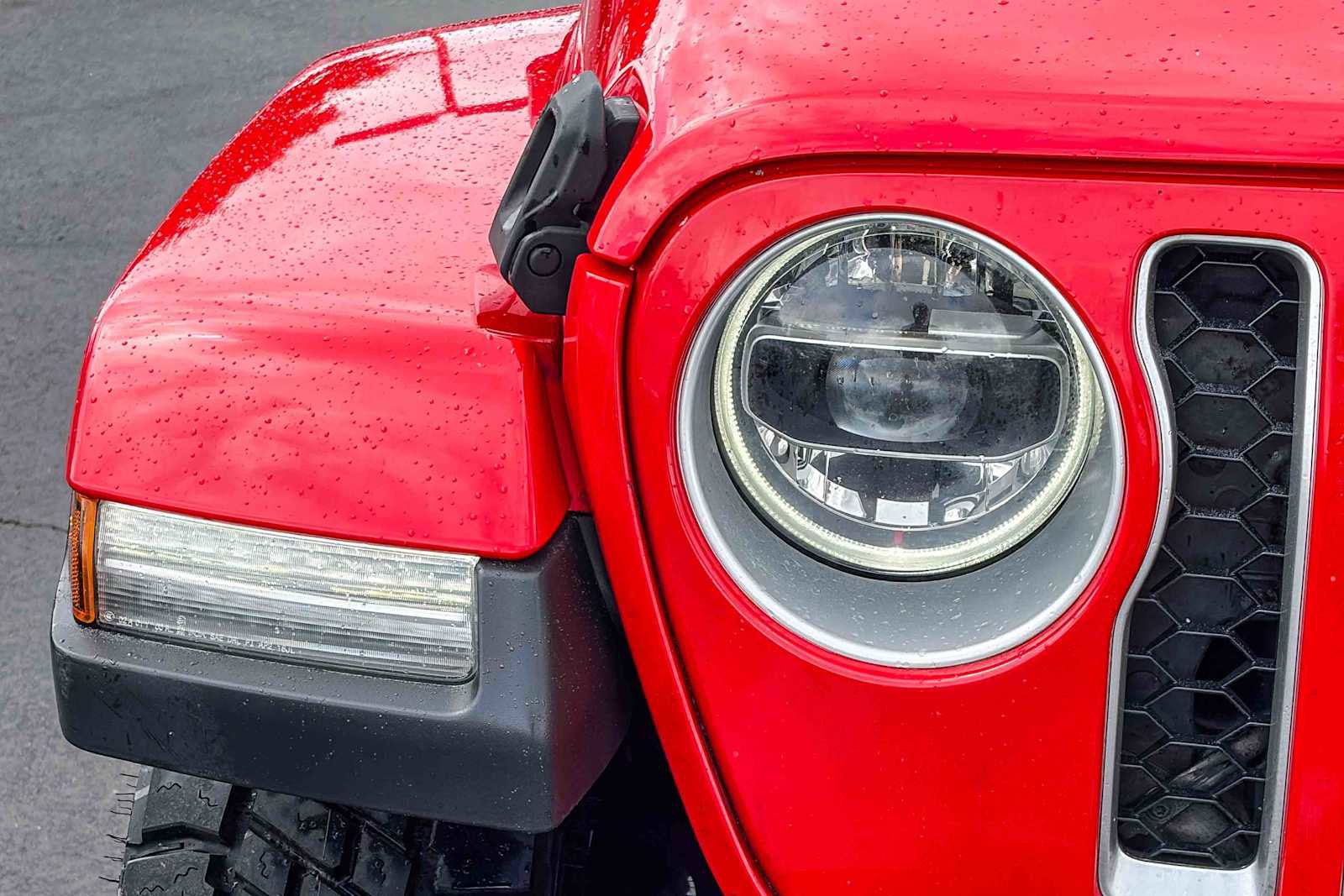 Used 2020 Jeep Gladiator Overland image 7