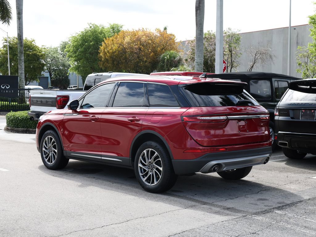 Used 2022 Lincoln Corsair FWD image 4