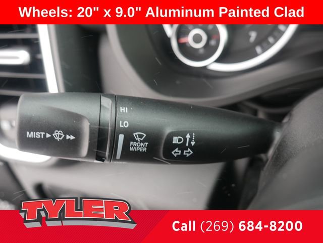 New 2026 RAM 1500 4x4 Crew Cab image 25