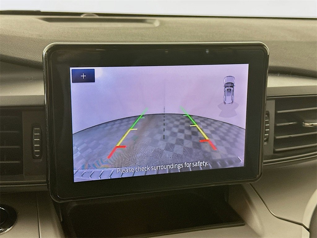 Used 2023 Ford Explorer XLT image 19