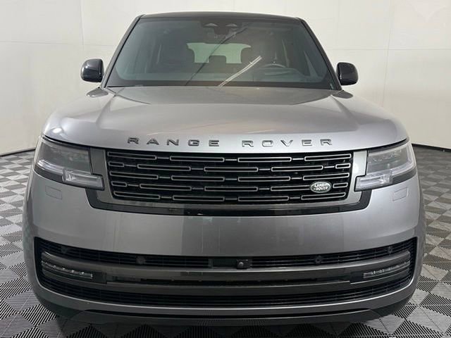 Certified 2025 Land Rover Range Rover SE image 10