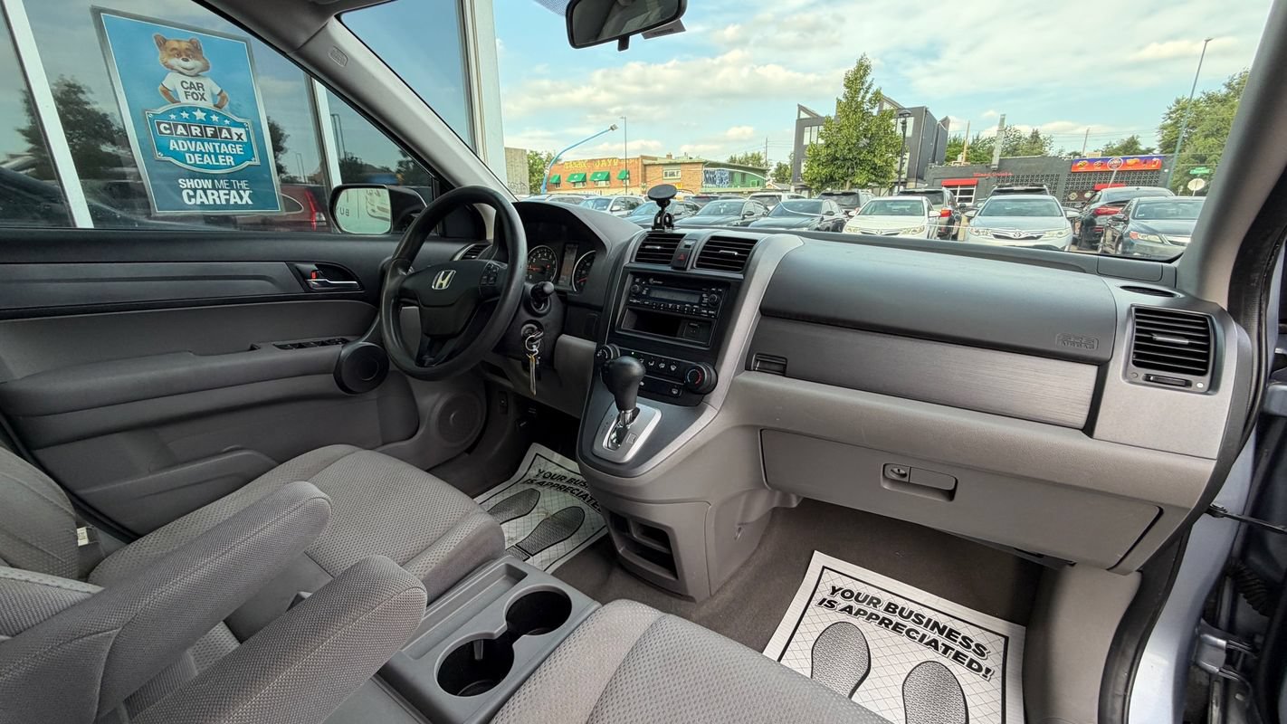 Used 2009 Honda CR-V LX image 14