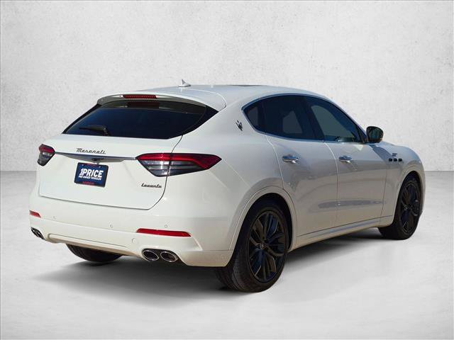 Used 2024 Maserati Levante GT Ultima AWD/4WD image 4