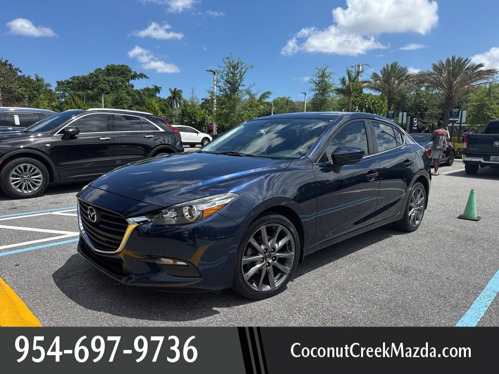 Used 2018 MAZDA MAZDA3 Touring FWD image 1