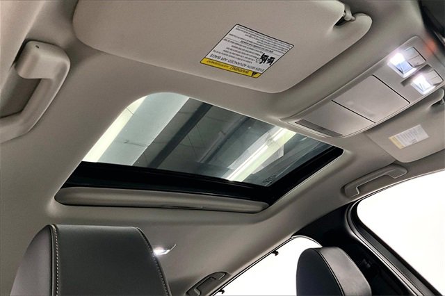 Used 2025 MAZDA CX-70 3.3 Turbo w/ Preferred Package image 17