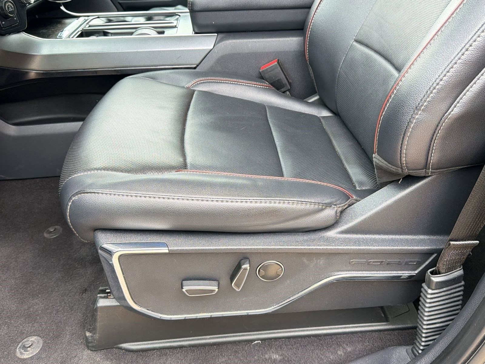 Used 2023 Ford F150 Lariat w/ Equipment Group 502A High image 14