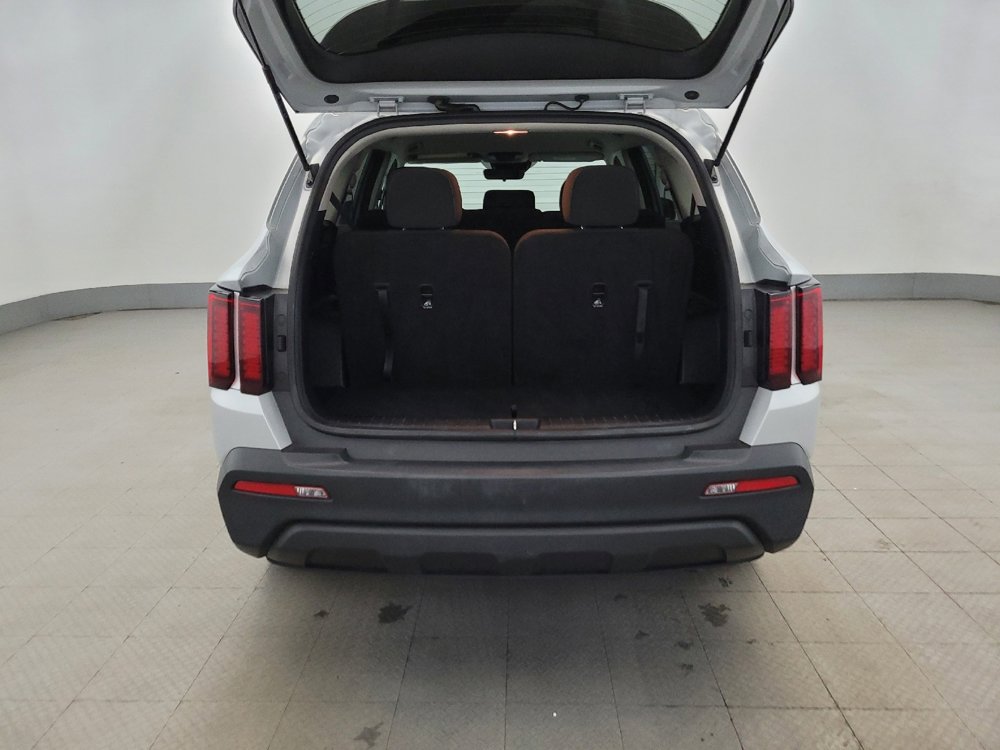 Used 2022 Kia Sorento LX image 29