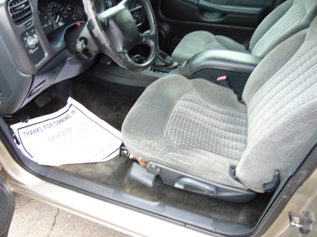 Used 2002 Chevrolet Blazer LS w/ Preferred Equipment Group image 5